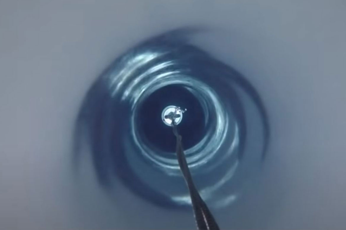 Image default